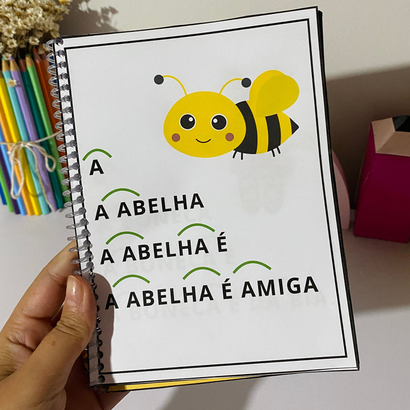 Caderno de Leitura – Primeiros Passos para Ler com Encanto! 26 frases curtas.