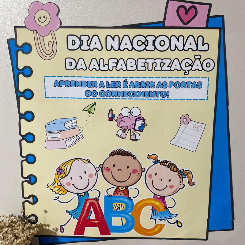Dia Nacional da Alfabetização – Material Completo (Painel, Porta Bis e Coroa personalizada)