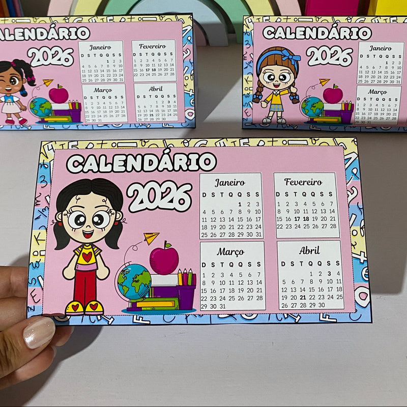 Calendário 2026 – Tema Escolar Infantil 3 modelinhos de cada (menino e menina) ✨