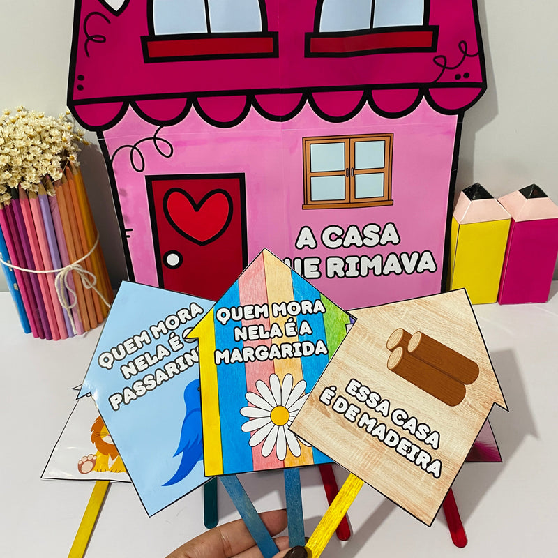 Sacola - A casa que rimava - Versão ilustrada do poema “A Casa que Rimava”, criada para desenvolver a consciência fonológica de forma leve e divertida!