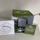 Caixa Hangar do Exército Brasileiro - 24 cards com curiosidades, 7 cards de pintura, moldes de Aviões Caça 3D e Jogo da Memória com barcos da Marinha!